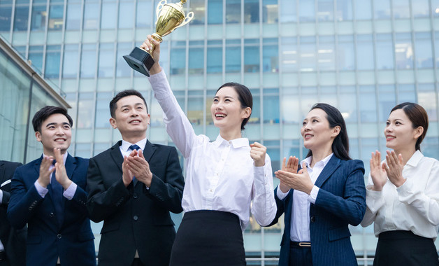 興嘉物業公司內刊發放管理制度